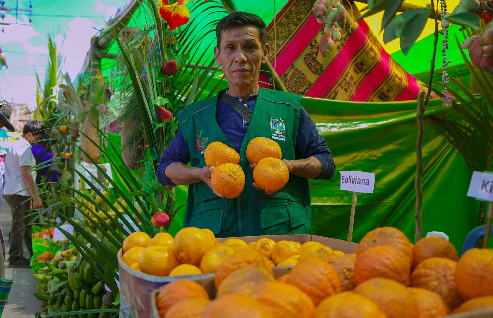 PRODUCTORES DE SAN JUAN DEL ORO DIERON VIDA A LA I FERIA FRUTÍCOLA Y FESTIVAL DE LA PIÑA Y CÍTRICOS