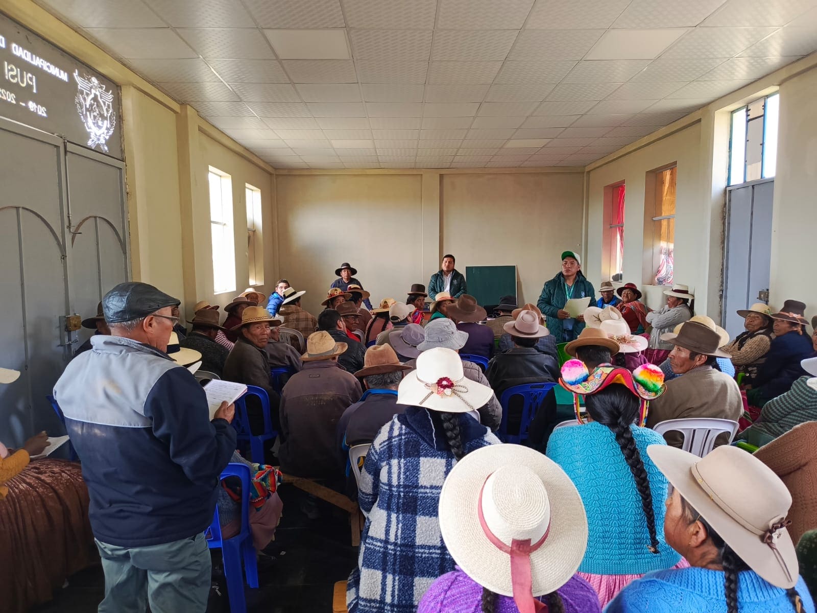 CAPACITACIÓN TÉCNICO-LEGAL EN LA COMUNIDAD CAMPESINA MUNI.