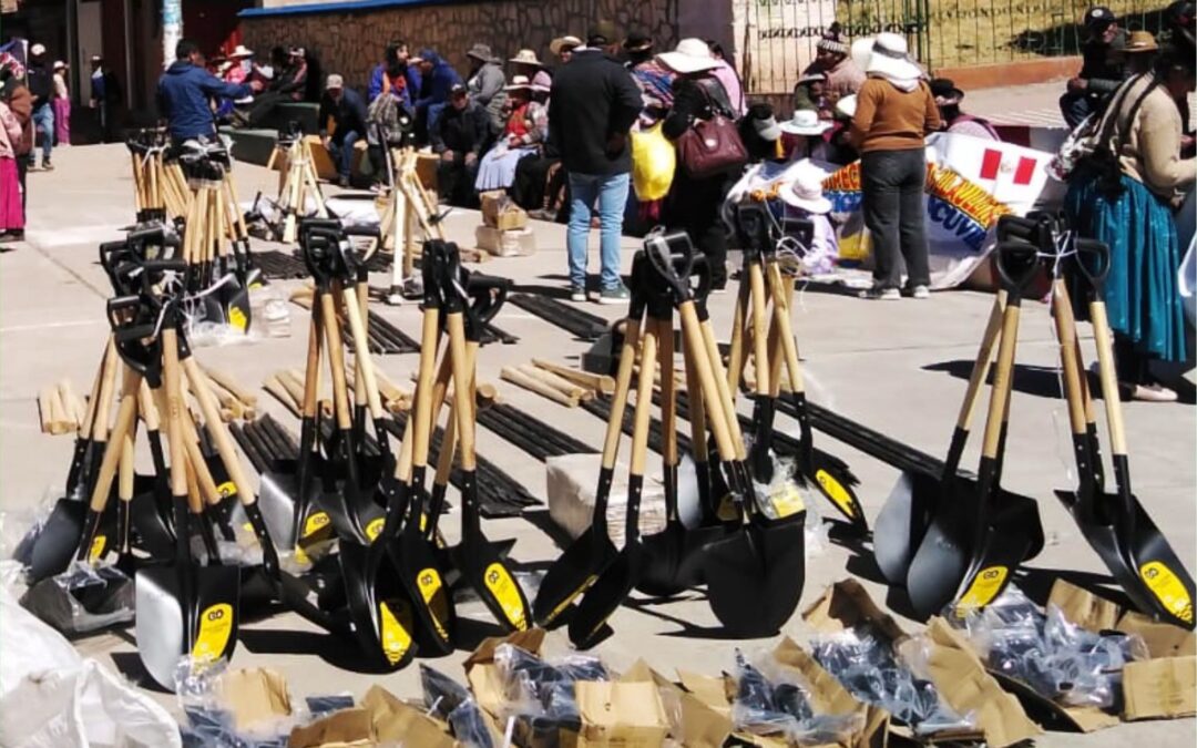 GRDA FORTALECE EL SECTOR PECUARIO EN TITIRE Y JATUCACHI CON ENTREGA DE KITS VETERINARIOS Y MALLAS GANADERAS